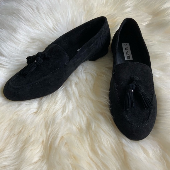 STEVE MADDEN Black Loafers w/ tassels- 7.5 NEW - Picture 3 of 5